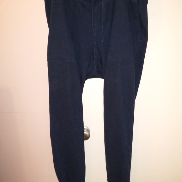 Ladies navy Kenneth Cole joggers, size xl - Picture 3 of 5